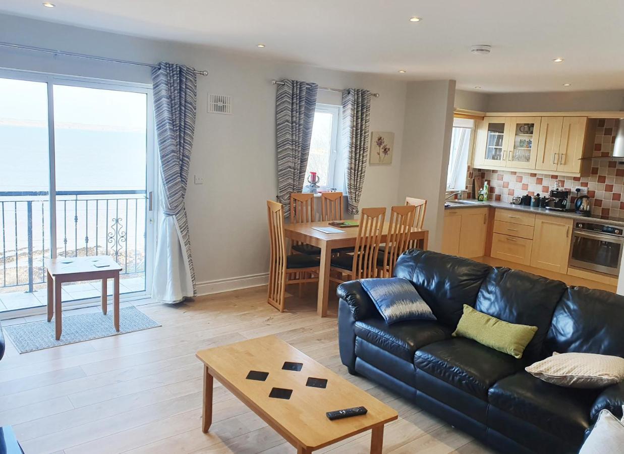 Ballycotton Holiday Apartment No 6 By Trident Holiday Homes Eksteriør bilde