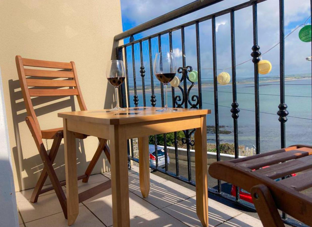 Ballycotton Holiday Apartment No 6 By Trident Holiday Homes Eksteriør bilde