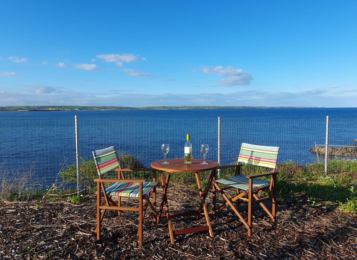 Ballycotton Holiday Apartment No 6 By Trident Holiday Homes Eksteriør bilde